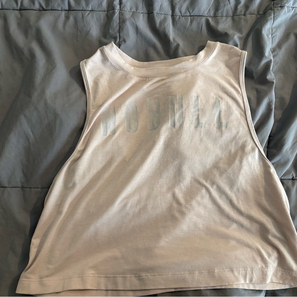 NOBULL women’s crop top, Cream Color Size Medium.